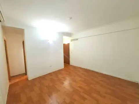 Carlos Calvo 3500