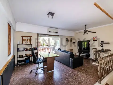 PH 3 AMBIENTES ENTRADA INDEPENDIENTE CON PATIO Y GRAN TERRAZA