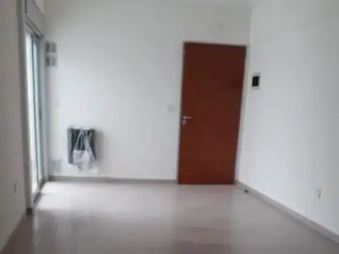 Irigoyen 2200, Piso 1