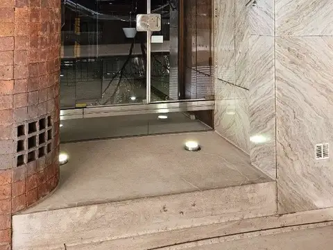 Membrillar 100, Piso 8