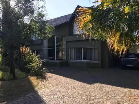 Av. Patricias Argentinas 2612