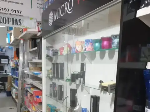 VENTA FONDO DE COMERCIO MAXIKIOSCO Y LIBRERIA - TRIBUNALES