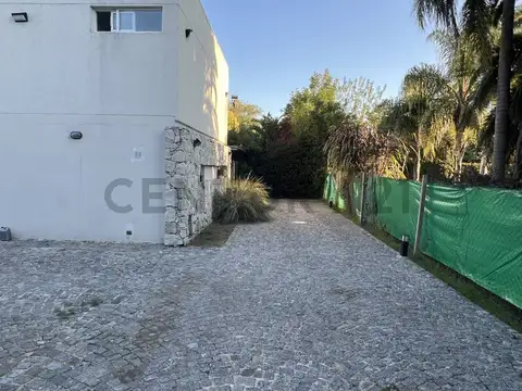 Dúplex en Venta en Gonnet
