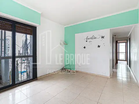 Excelente 3 amb con balcón - Le Brique Propiedades -