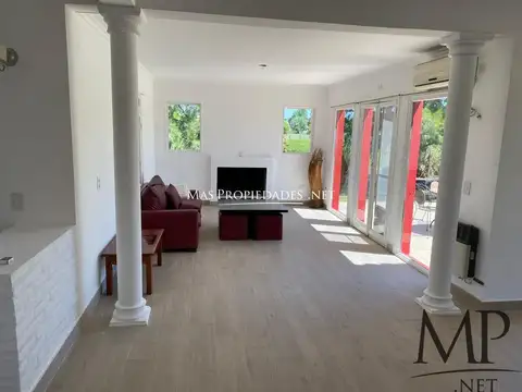 Casa 5 ambientes con 5 baños