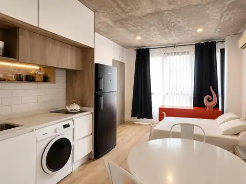 VENTA ESTUDIO A ESTRENAR CON PILETA EN COGHLAN