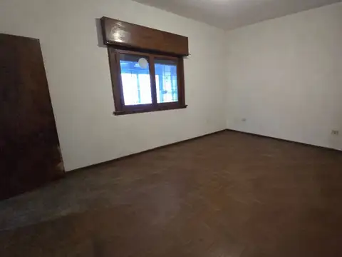 Depto Tipo Casa en Alquiler de 3 ambientes