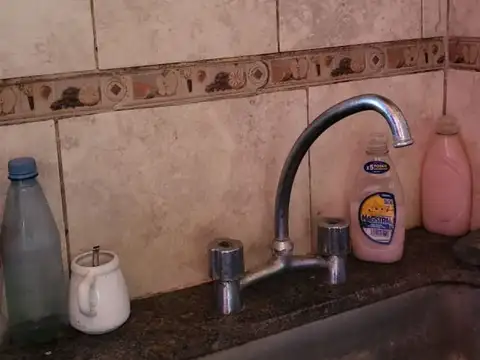 Depto Tipo Casa 2 ambientes con 1 baño