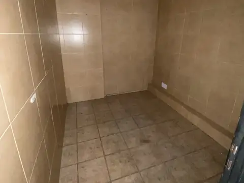 Galpón/Oficina en alquiler en Lomas del Mirador