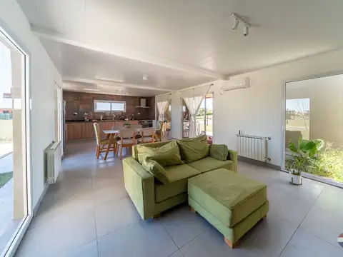 Casa en Venta en Countries y Barrios Cerrados en Pilar, USD 225.000