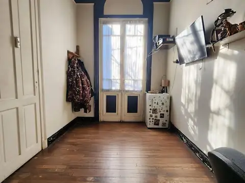 Depto Tipo Casa 6 ambientes con 1 baño