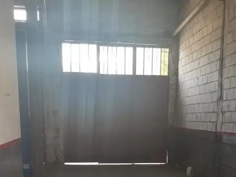 Galpon en Venta en San Miguel, USD 180.000