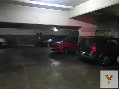 Cochera en venta - 11Mts2 - Recoleta