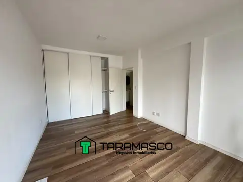Depto Tipo Casa en Alquiler de 1 dormitorio