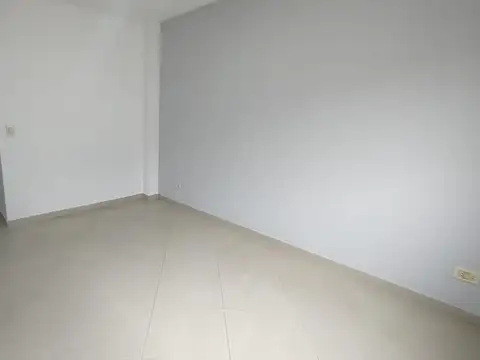 Departamento en Alquiler en Ramos Mejía, $ 500.000