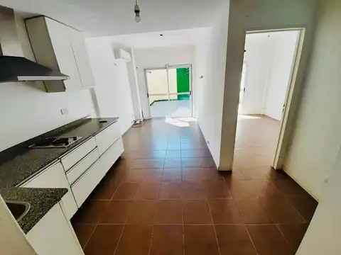 ¡Imperdible departamento 2 ambientes CON PATIO, APTO CREDITO y APTO PROFESIONAL!