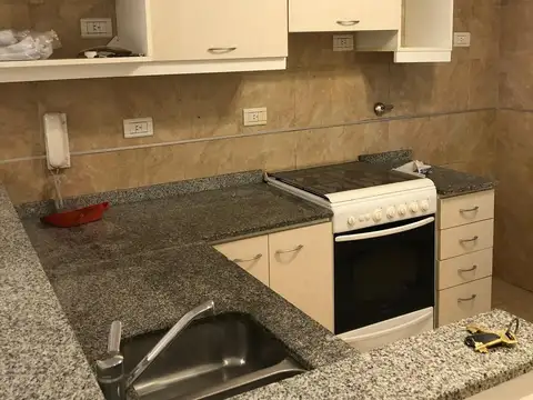 Saenz 140 , Piso 1