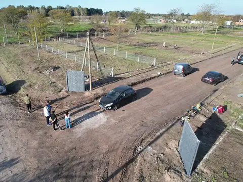 LOTE EN 20 DE JUNIO - MERLO