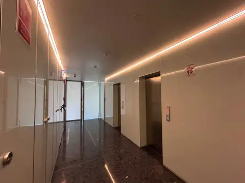 Oficina en Venta en Barrio Sur, USD 800.000
