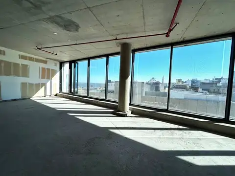 Oficina en Venta con 2 cocheras