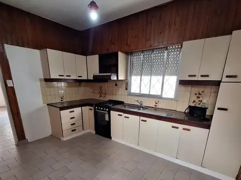 Hipolito Irigoyen 4700