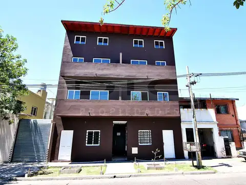 San Lorenzo al 4400  entre Panama y Avalos