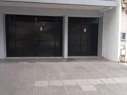 Cochera con baulera