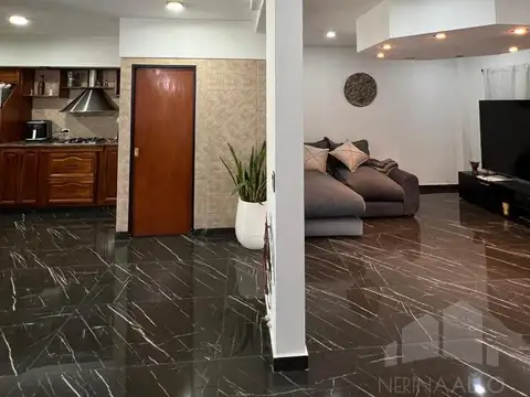 Casa en Venta en Mataderos, USD 400.000