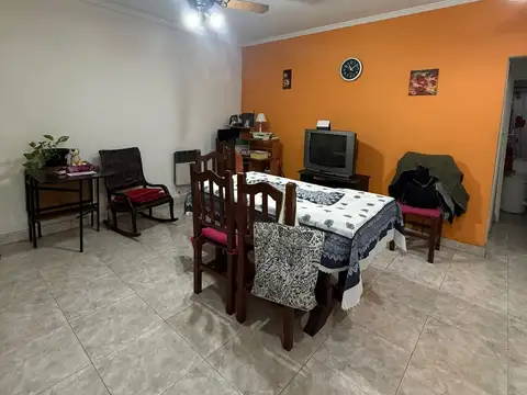 Depto Tipo Casa en Venta de 2 ambientes