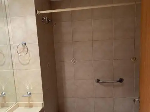 Departamento en Alquiler en Parque Chacabuco, $ 470.000