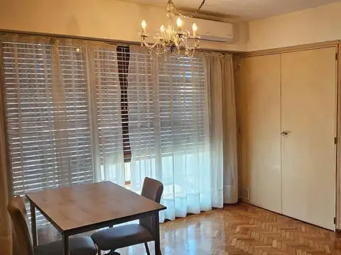 Impecable monoambiente a metros del Congreso