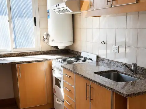 Departamento 4 ambientes con 2 baños