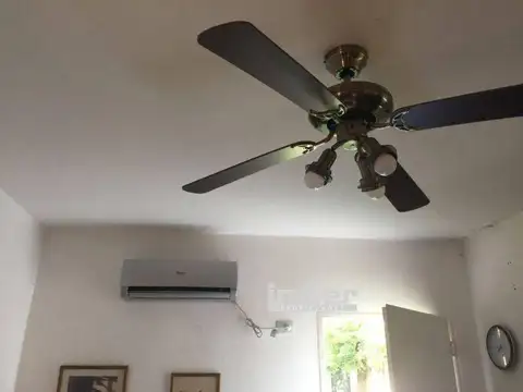 Oficina - Venta - Argentina, Berazategui - CALLE LUIS AGOTE 2278