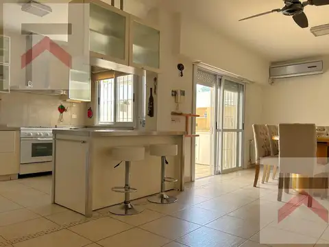 Impecable Chalet con 5 dormitorios y pileta en Victoria -  Apta Credito!