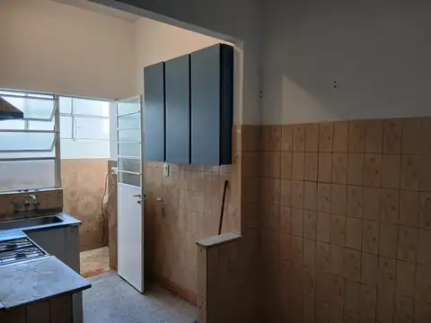 Depto Tipo Casa en Alquiler 50 años