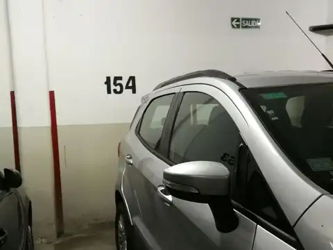 VENTA DE COCHERA EN ADROGUE.