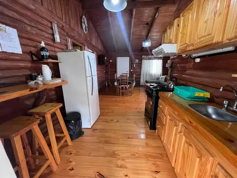 Casa 5 ambientes con 2 baños