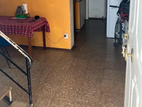 Depto Tipo Casa en Venta en Moron Sur, USD 53.000