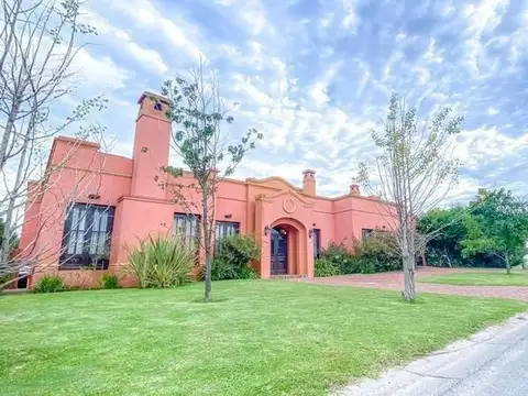 Casa en San Eliseo - Vende y Alquila