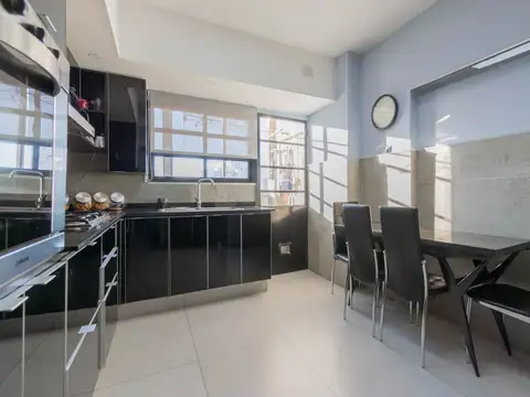 Venta departamento Floresta 3 amb 96 M2 Fte Balcón