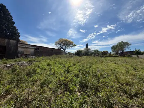 Terreno en Venta 57  mts Frente