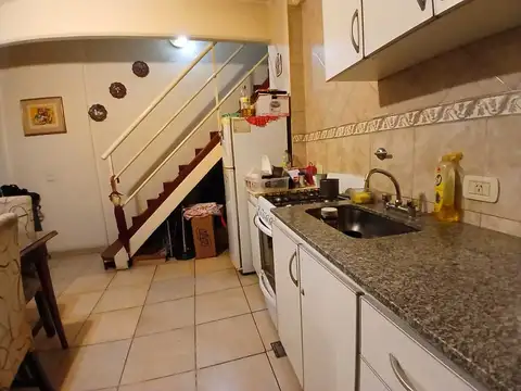 Depto Tipo Casa en Venta de 3 ambientes
