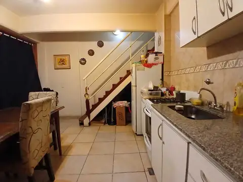 Depto Tipo Casa en Venta de 3 ambientes