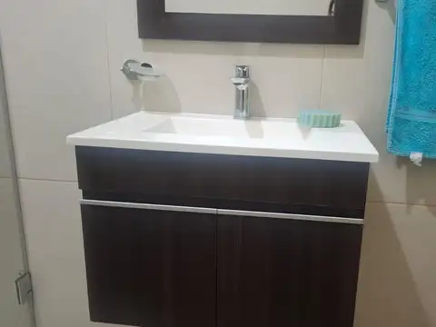 Venta de casa 3 ambientes en Floresta apto credito