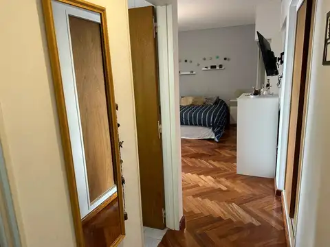 Austria 2200