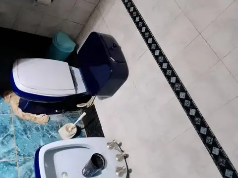 vendo lote con 7 departamentos en block