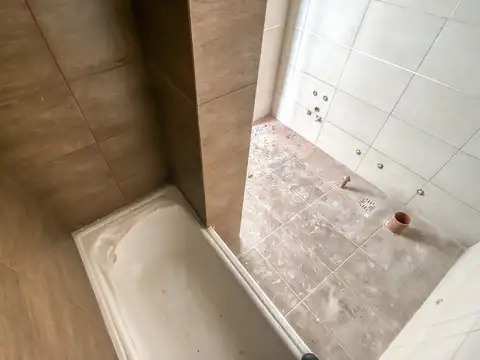 Departamento 5 ambientes con 2 baños