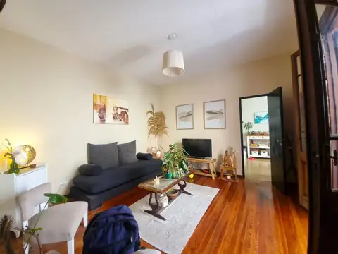 ALQUILER PH VIVIENDA MAS DEPOSITO O SALON URQUIZA
