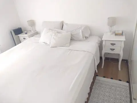 CASA 3 DORM., GALERIA y JARDIN EN VENTA EN PILAR
