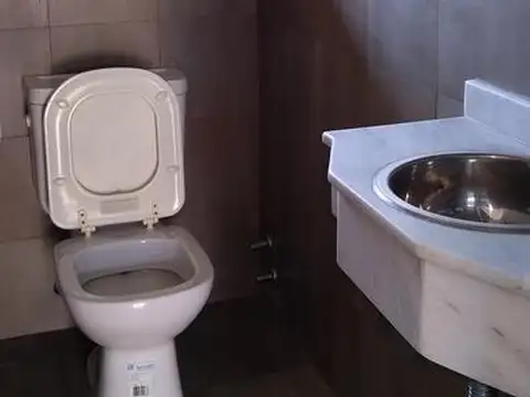 Depto Tipo Casa en Venta en Berazategui, USD 115.000